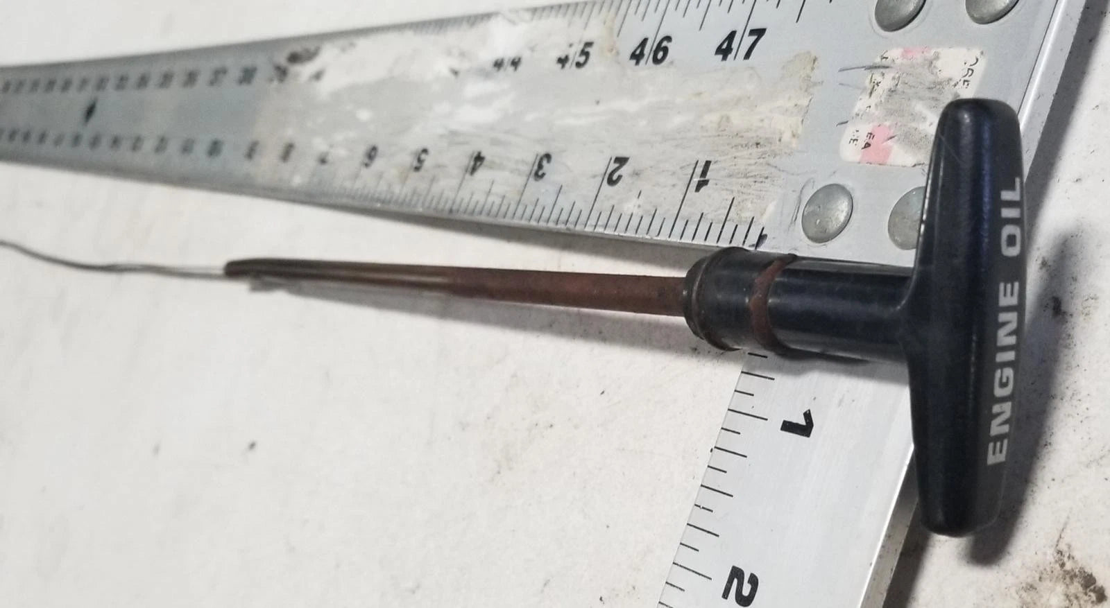 Engine Oil Dipstick for Chevy Beretta/Cavalier/Corsica (1987–1989) 10100032