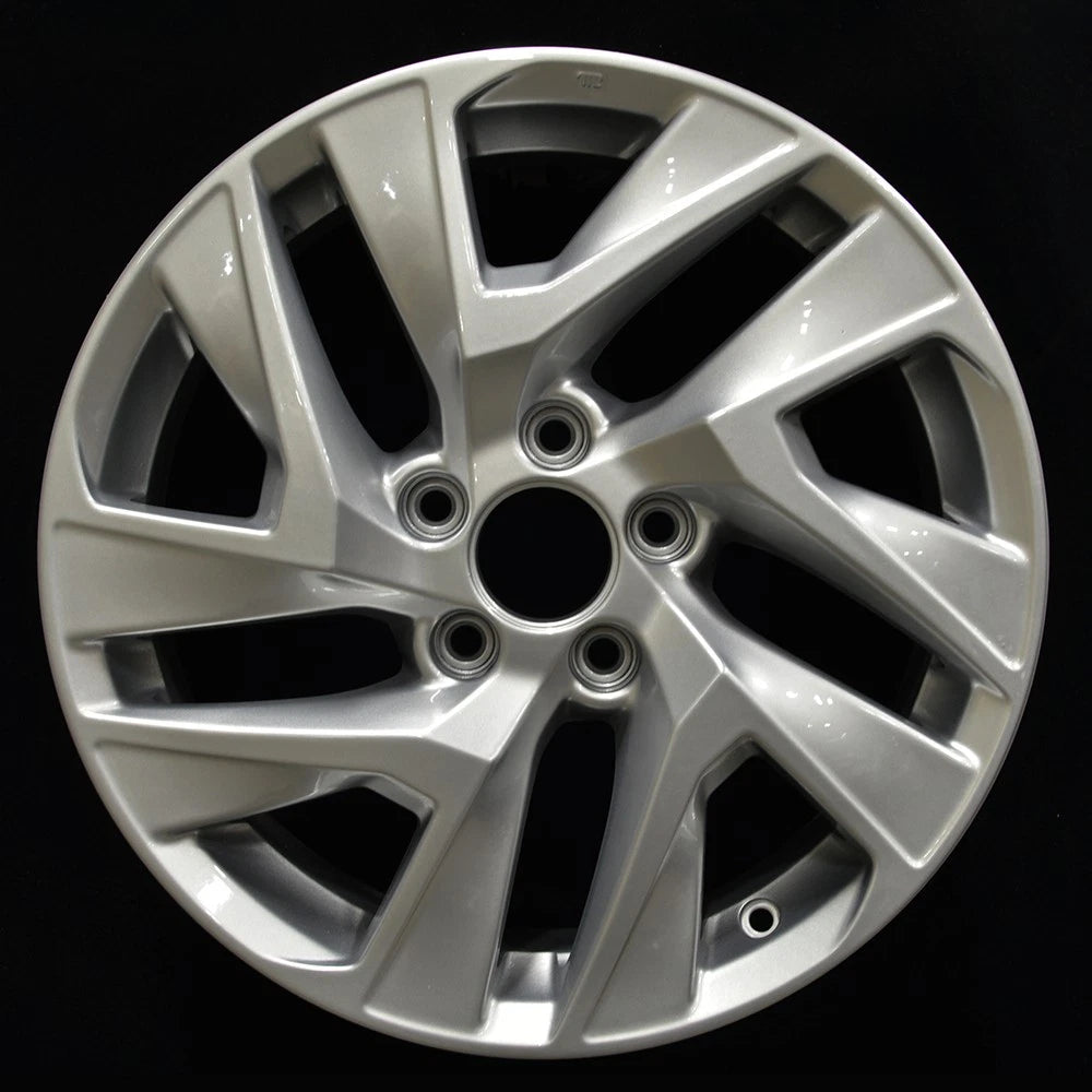 17x7 Factory Wheel Hyper Bright Silver for 2015 Honda CR-V (2015–2015)