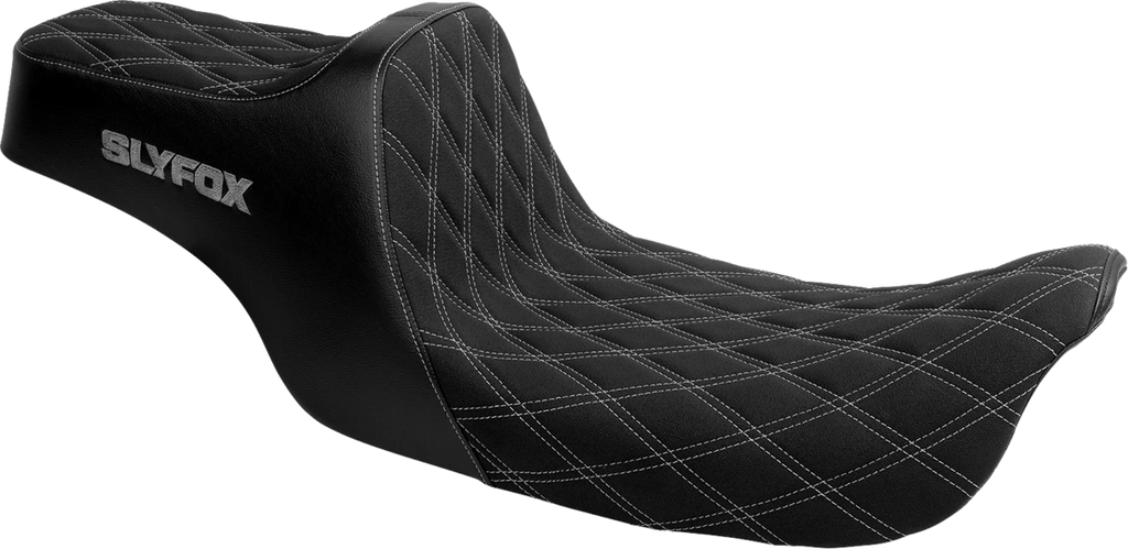 SLYFOX High Noon Seat for FLH/FLT (Double Diamond, Silver Logo, Silver Stitch)