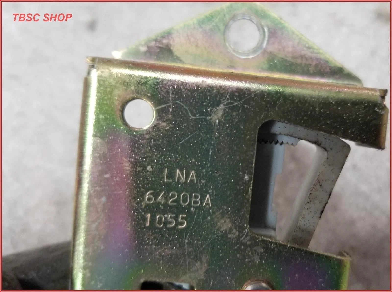 Brake Pedal Stop Light Switch for Jaguar XJ6 XJR XJ12 VDP (1993–1997) LNA6420BA
