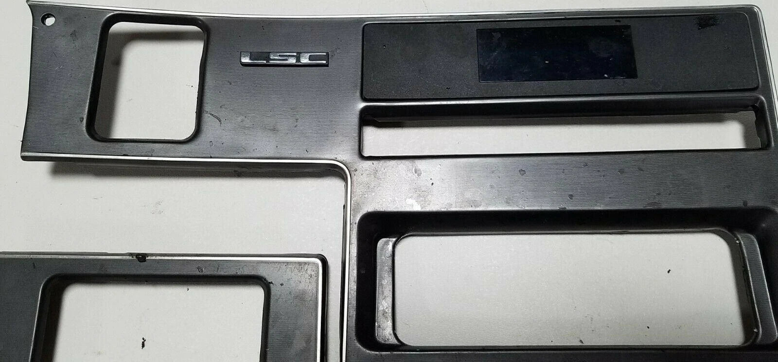 Set of 2 Center Dash Bezel Panels for Lincoln Mark VII (1987–1989)