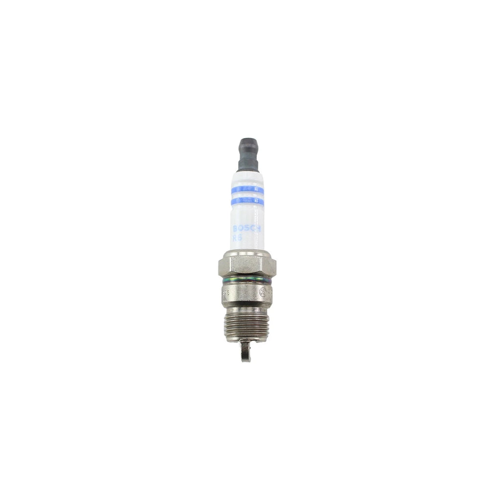 Spark Plug Set of 4 for AM General Buick Chevy Ford GMC Isuzu Pontiac (Bosch Platinum 6722)