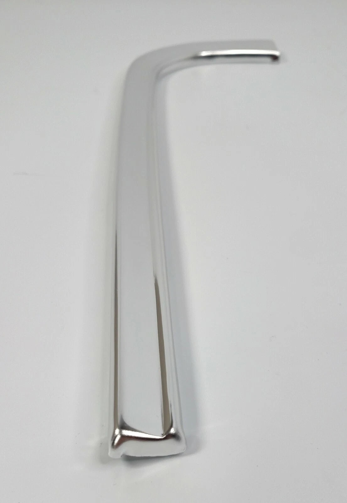 Tail Light Trim Bezels Replacement for 1967–1968 Chevy GMC Fleetside Pickup