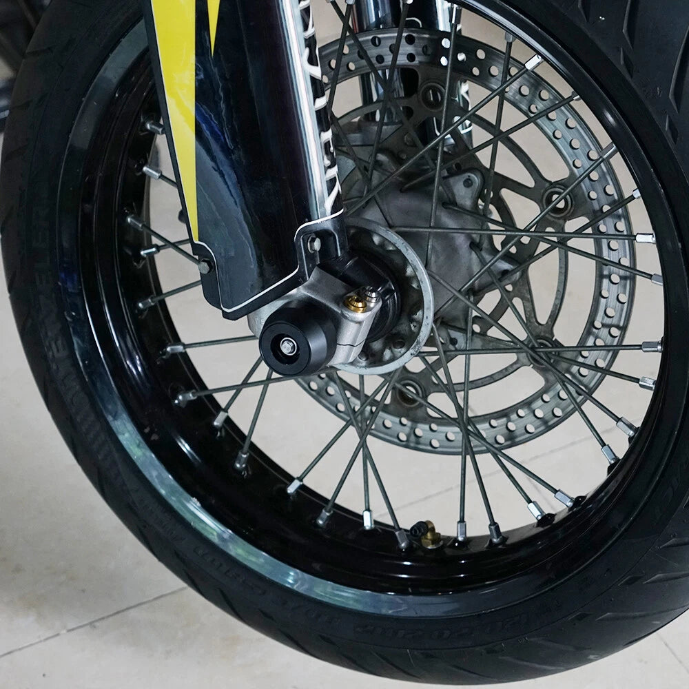 Axle Sliders Crash Protector for Suzuki DRZ 400/400E/400S/400SM (2000–2024)