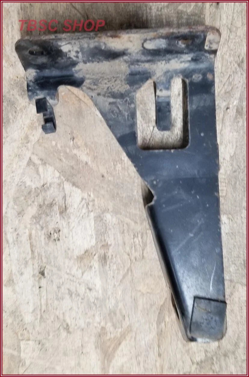Transmission Shift Cable Bracket for Lincoln LS (2003–2006)