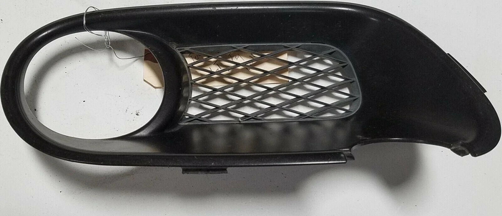 LH Driver Side Fog Light Assembly Grill for VW Touareg (2004–2006)
