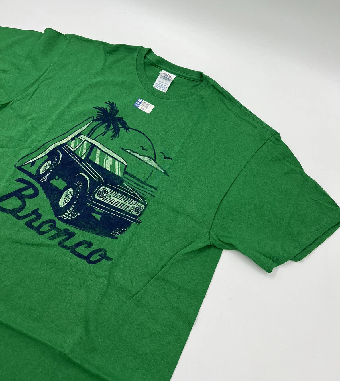 Ford Bronco T Shirt Green Beach Scene Script Logo Emblem for (1966–2024)