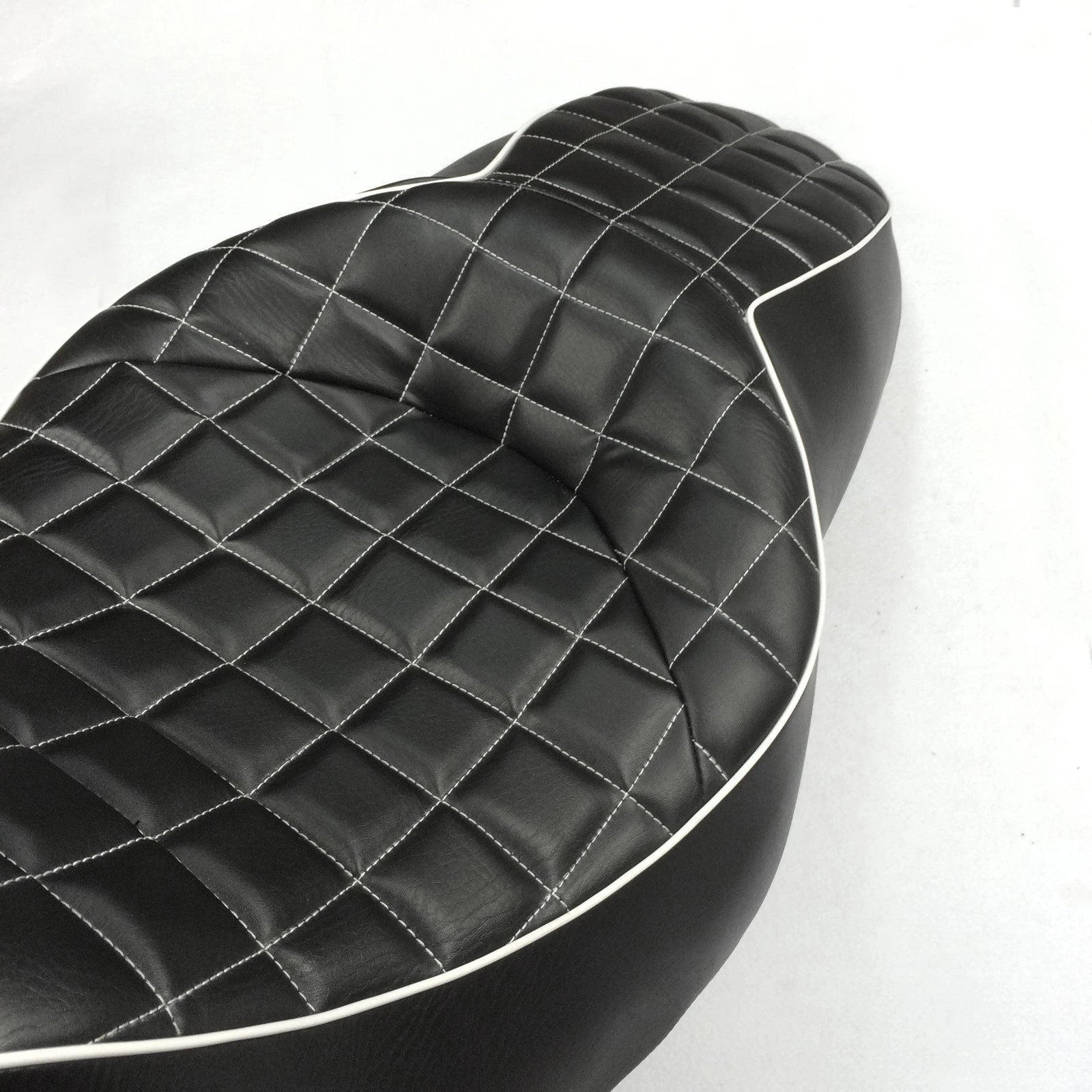 2X Stitch Seats for Harley Road King, Street Glide (2007–2015)