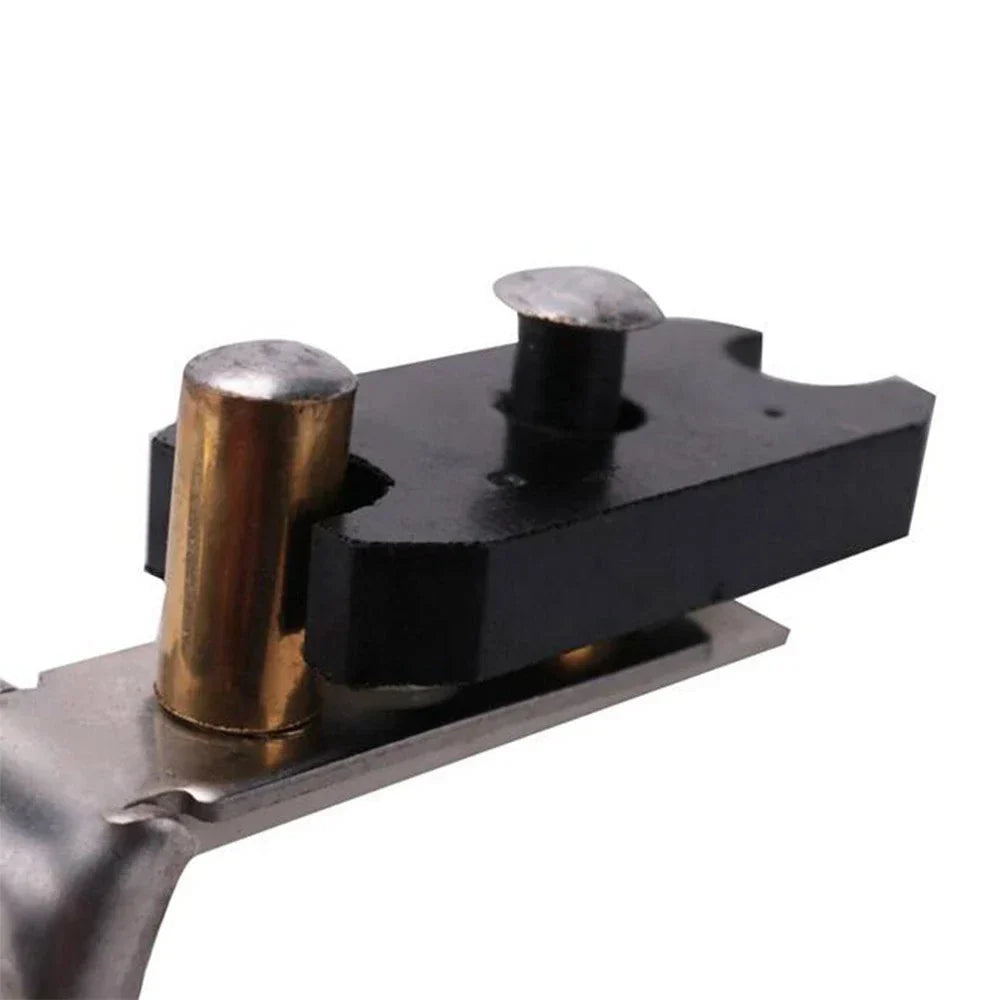 Engine Oil Level Sensor for Toyota Hiace (2005-2014)