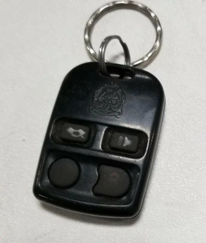 Keyless Remote FOB Transmitter for Jaguar S-Type (2000–2002) XR83-15K601-AA