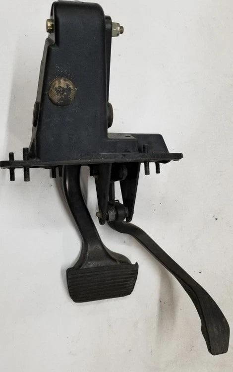 Brake Fuel Pedal Assembly MNE5372AB for Jaguar XJ8 XJR VDP (1999–2003)