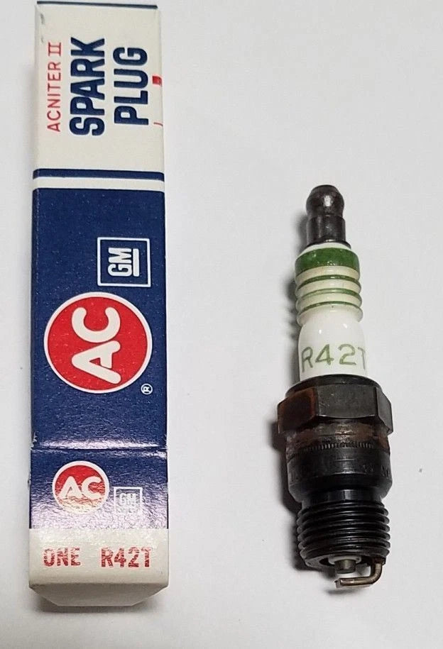 AC Anitner II Spark Plug R42T for Vintage Applications (NOS)