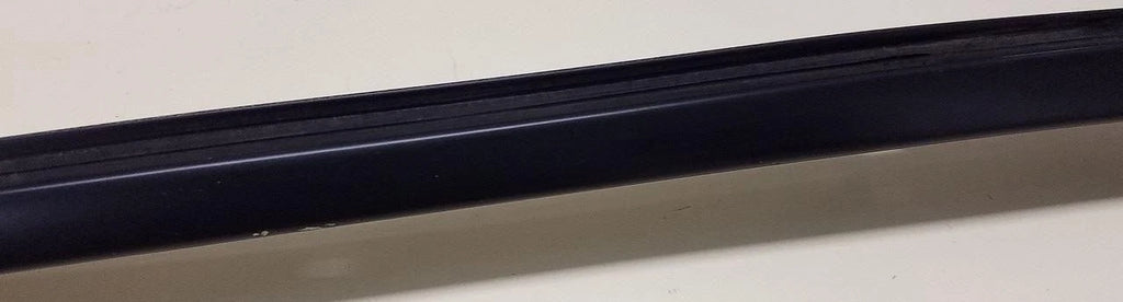 Windshield Exterior Trim Front LH for Ford Thunderbird (1989–1997)