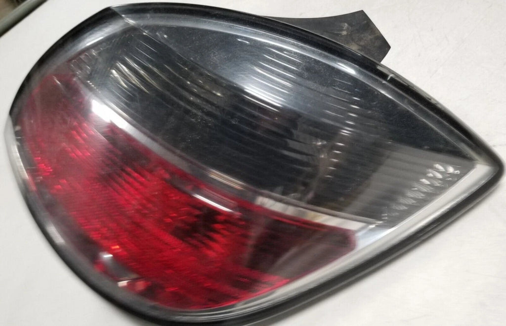 Passenger Right Side Tail Light for Saturn Astra (2008–2009) OEM