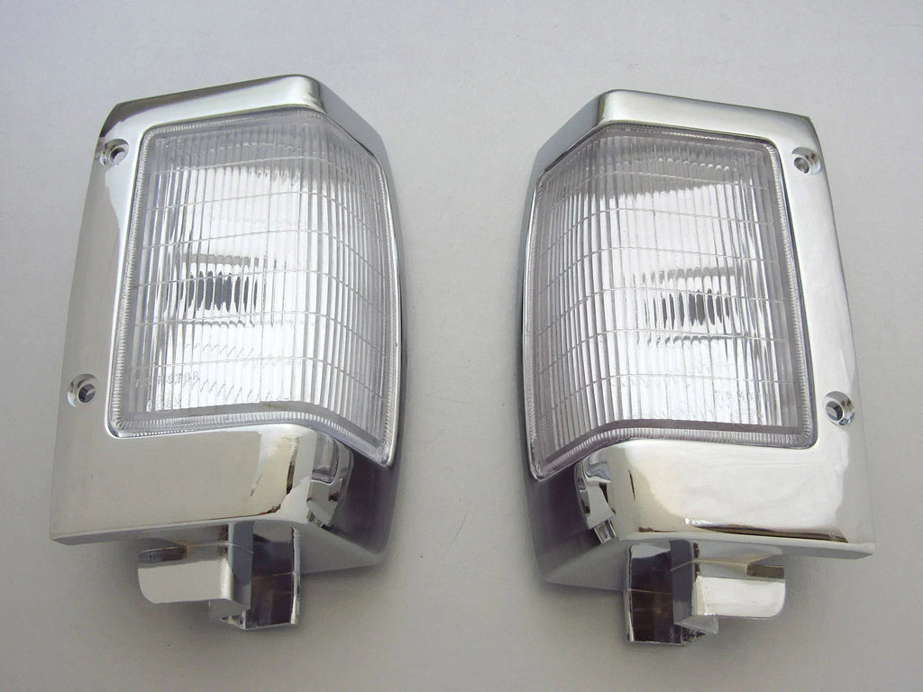 Chrome Front Corner Light Signal Indicator for Nissan Navara D21 (1992-1997)