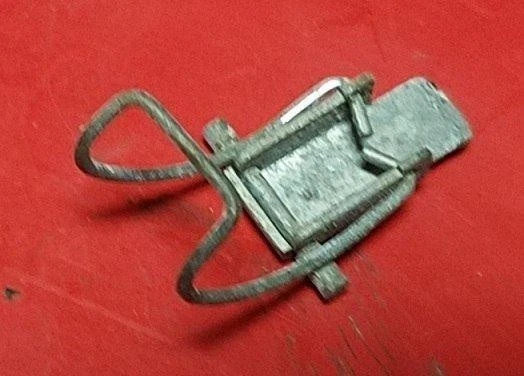 Air Box Clip for Ford Thunderbird Cougar (1989–1997)