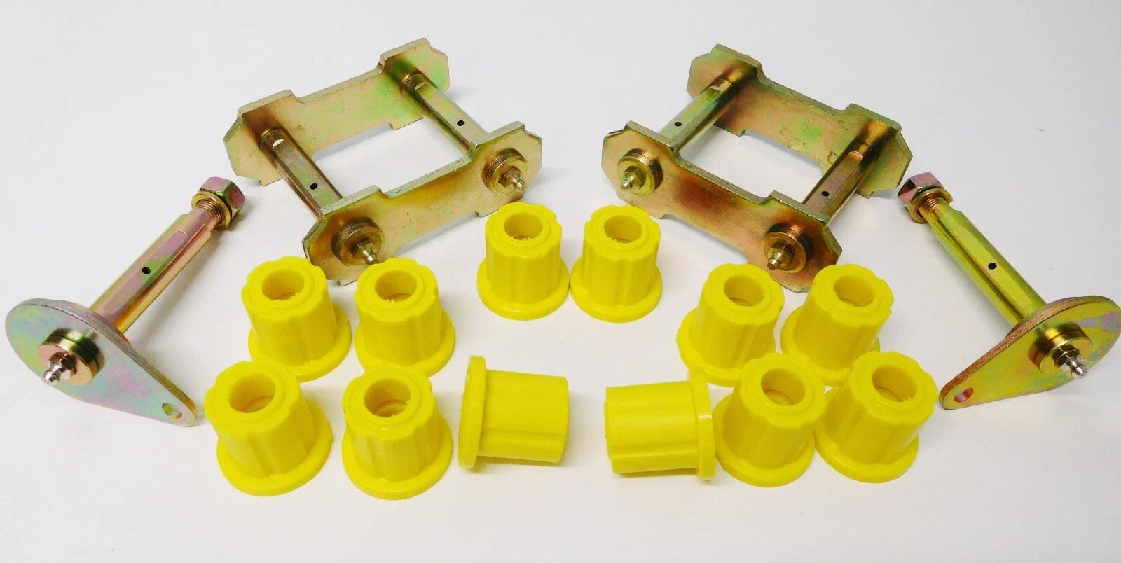 Front Greasable Spring Shackles & Pins for Patrol GQ Y60 (1988-1997)