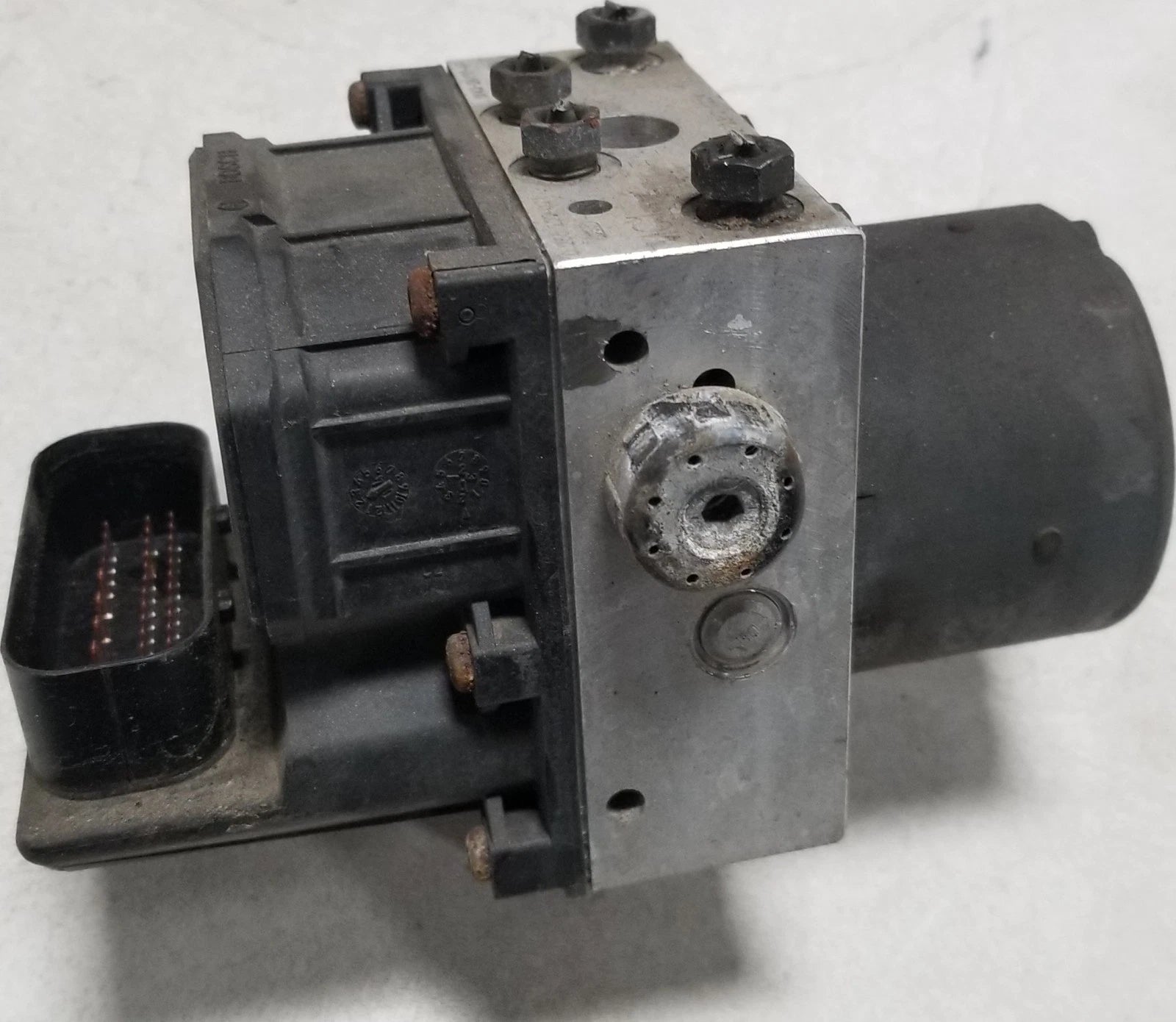 ABS Pump Control for Jaguar X-Type (2002–2003) 1X43-2M110-AF