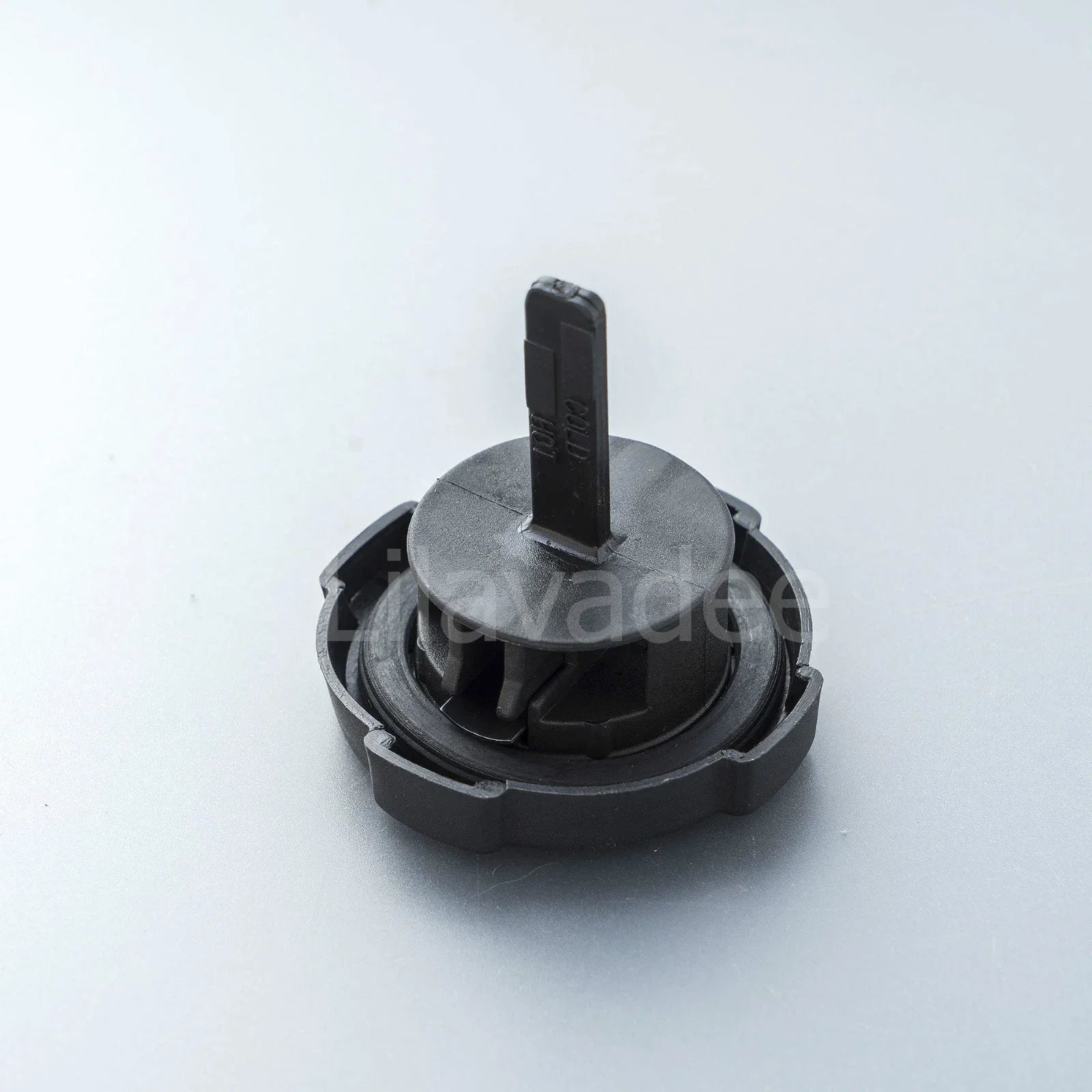 Power Steering Fluid Cap for Nissan Navara D21, Pathfinder (1997-2004)