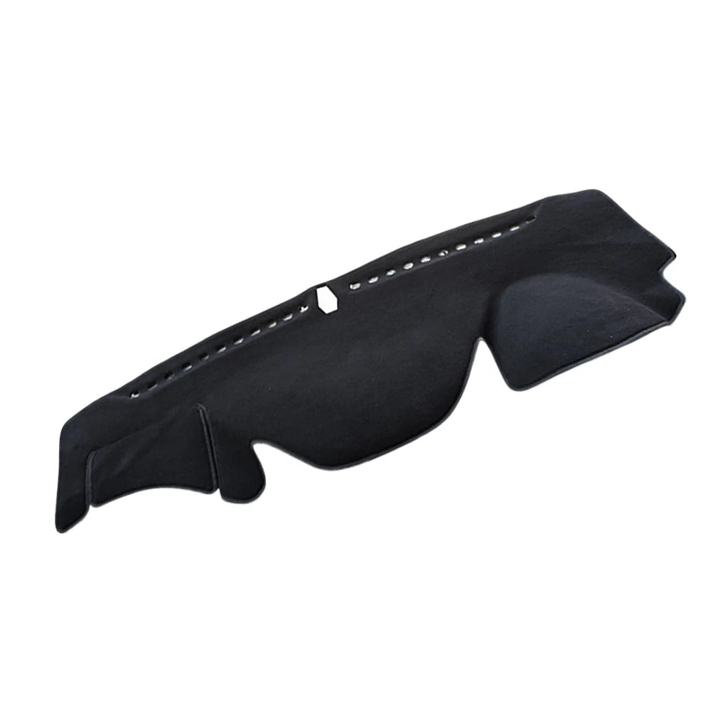 Non-Slip Dash Mat for Hyundai i40 VF (2011–2018)