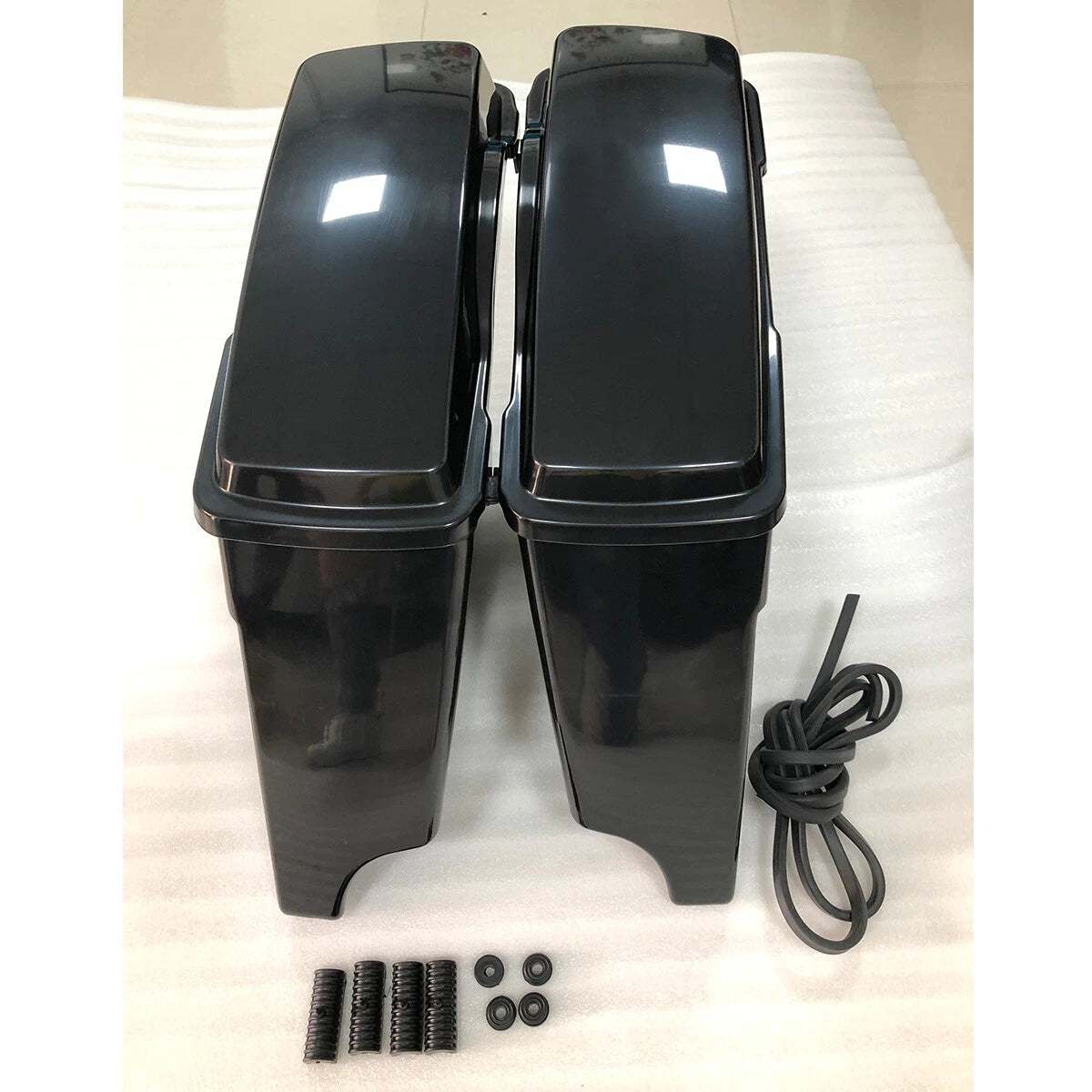 Extended Saddlebags for Harley Road King (1993–2013) - Black 5" Stretched