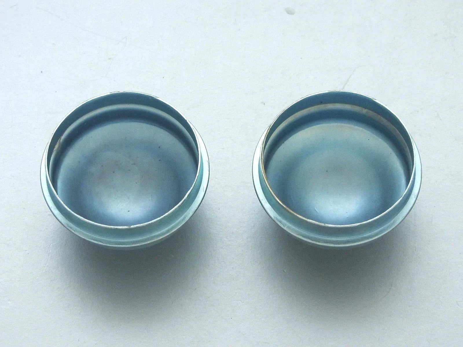 Centre Wheel Hub Axle Bearing Dust Grease Cap Set for Nissan Datsun 520-620