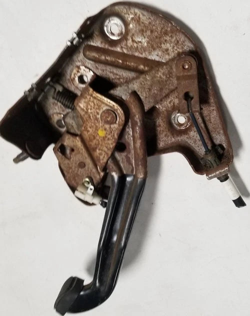 Emergency Brake Foot for Ford Thunderbird LX/Cougar LS (1989–1997)