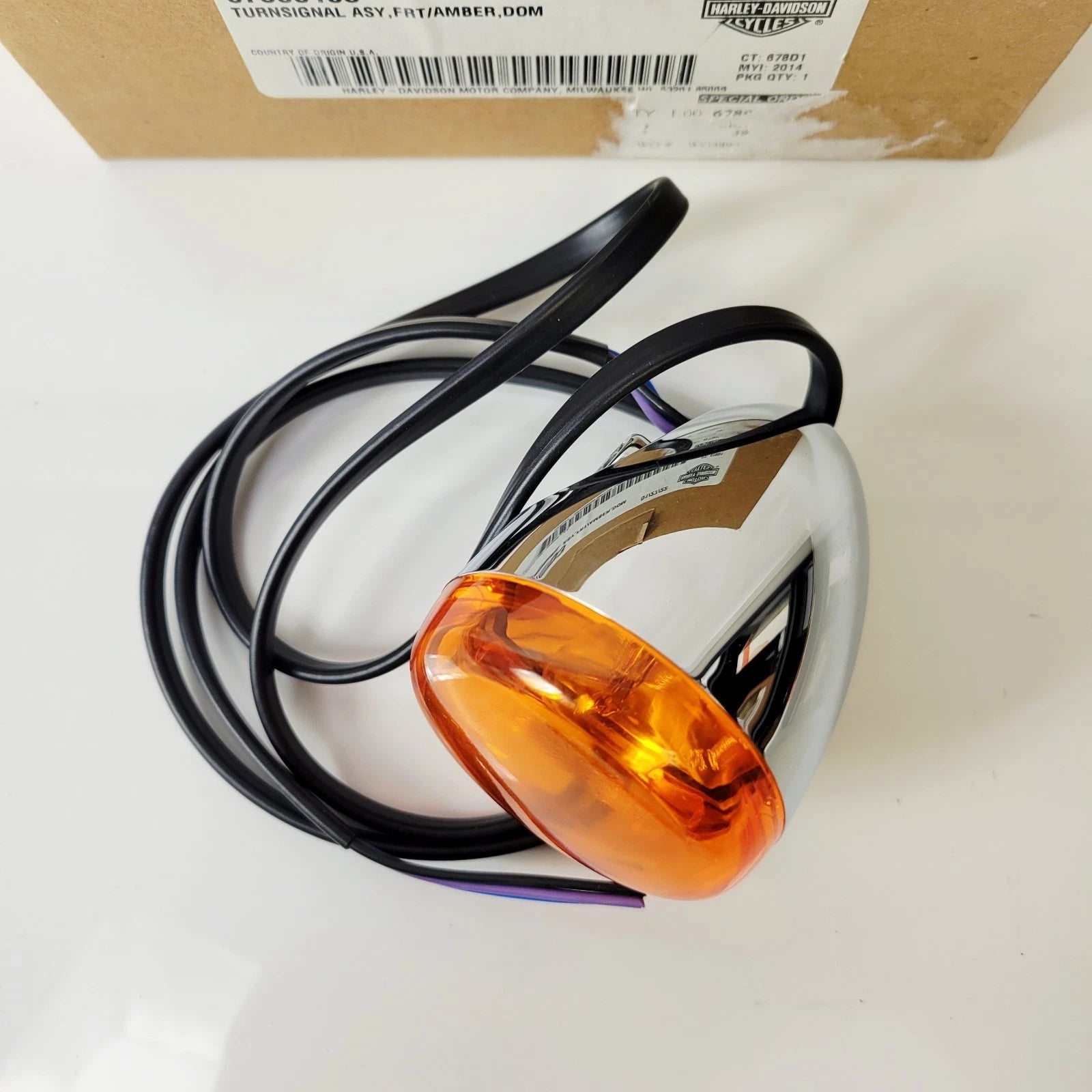 Chrome Front Turn Signal for Harley-Davidson Touring (2014–2025) 67800103
