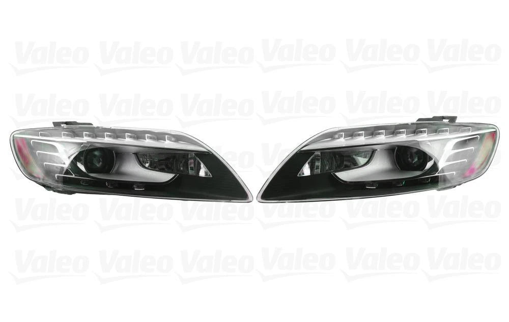 Set of 2 OEM Valeo Xenon Front Headlight Lamp Assemblies for Audi Q7 (2010–2015)