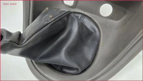 Shifter Boot for Ford Mustang (1999–2004) Dark Parchment