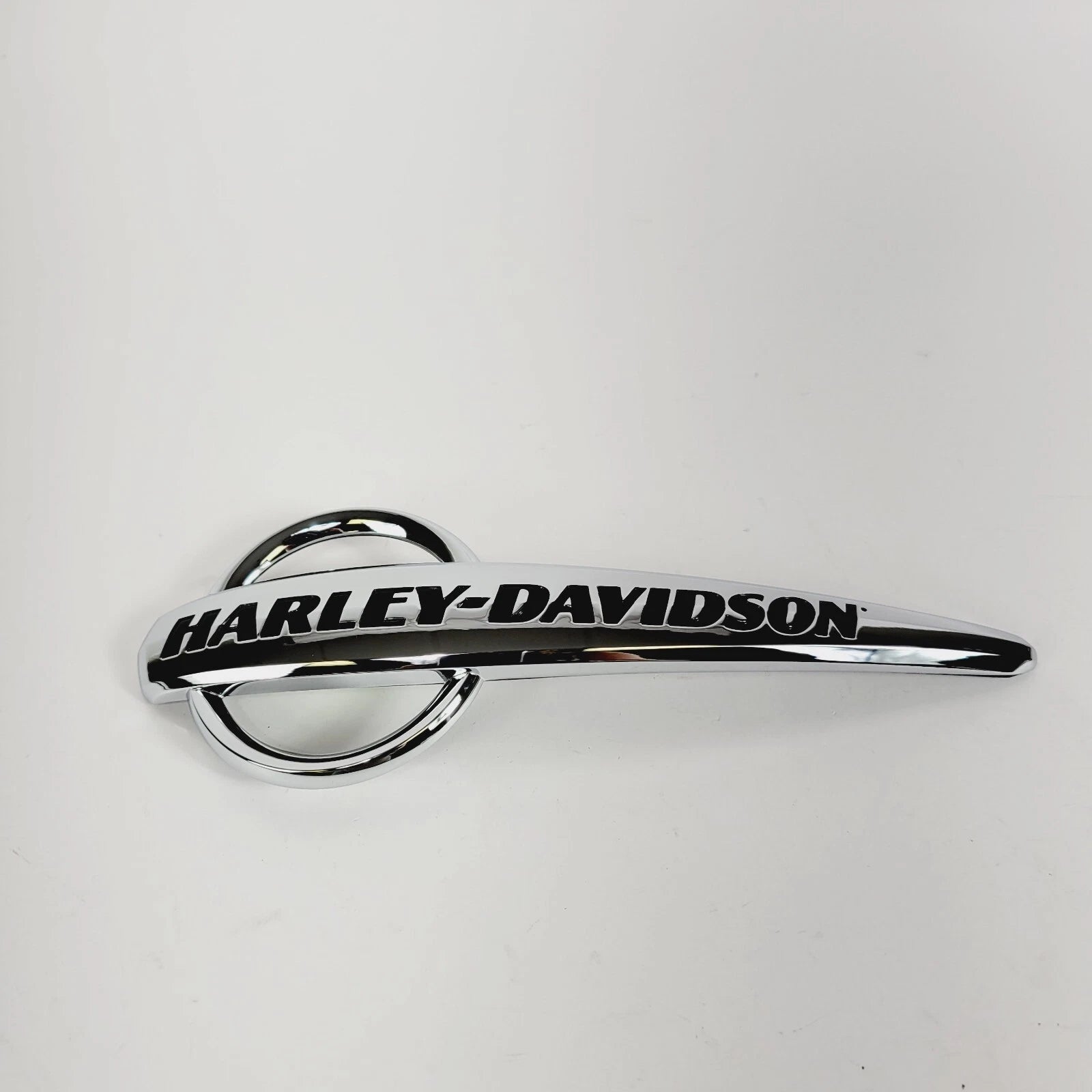 Chrome Gas Tank Emblem Badge for Harley-Davidson Heritage Classic (2018–2023)