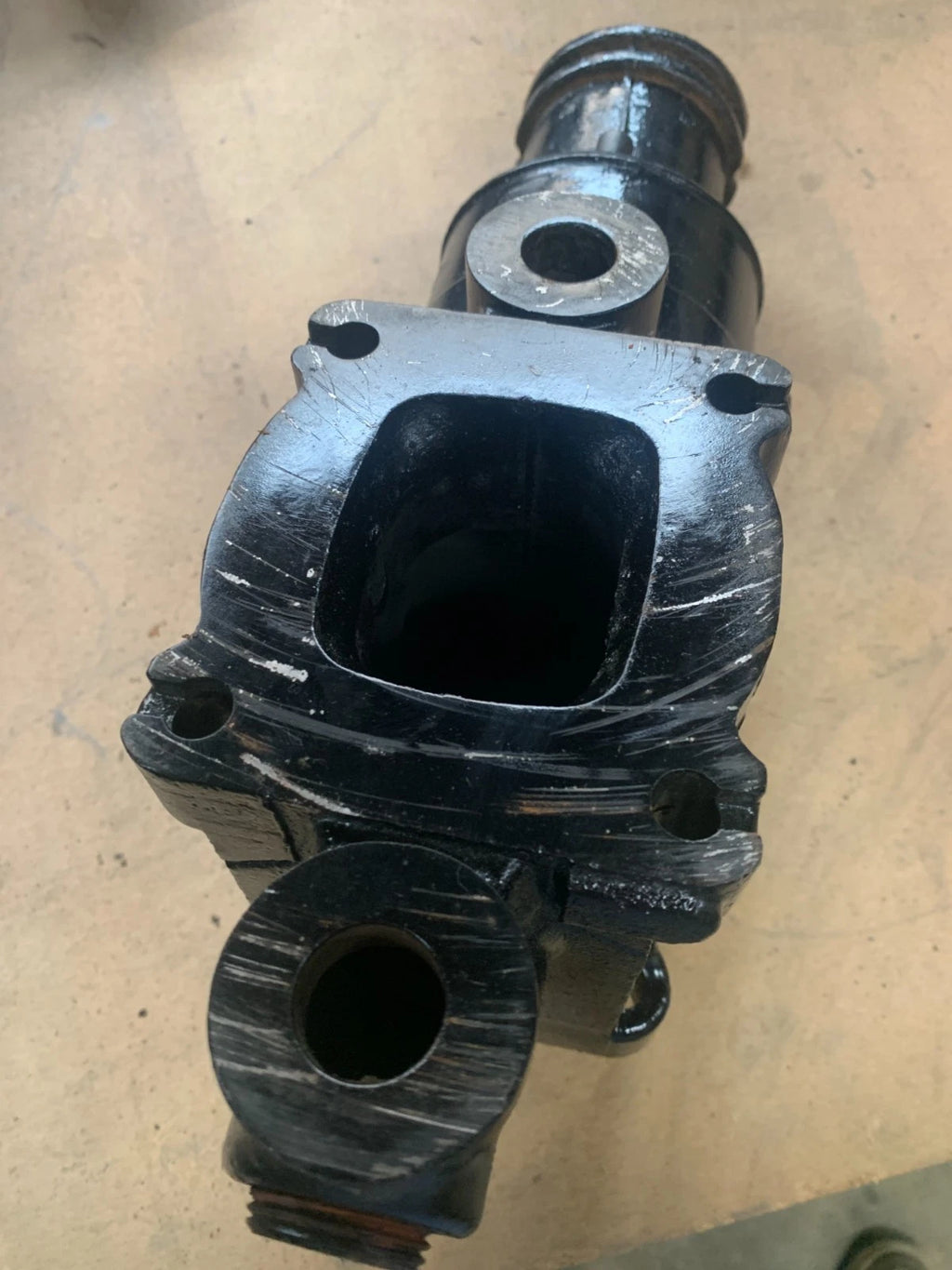 Mercruiser V8 Dry Joint Manifold 8M0185794 for Small Block (USED)