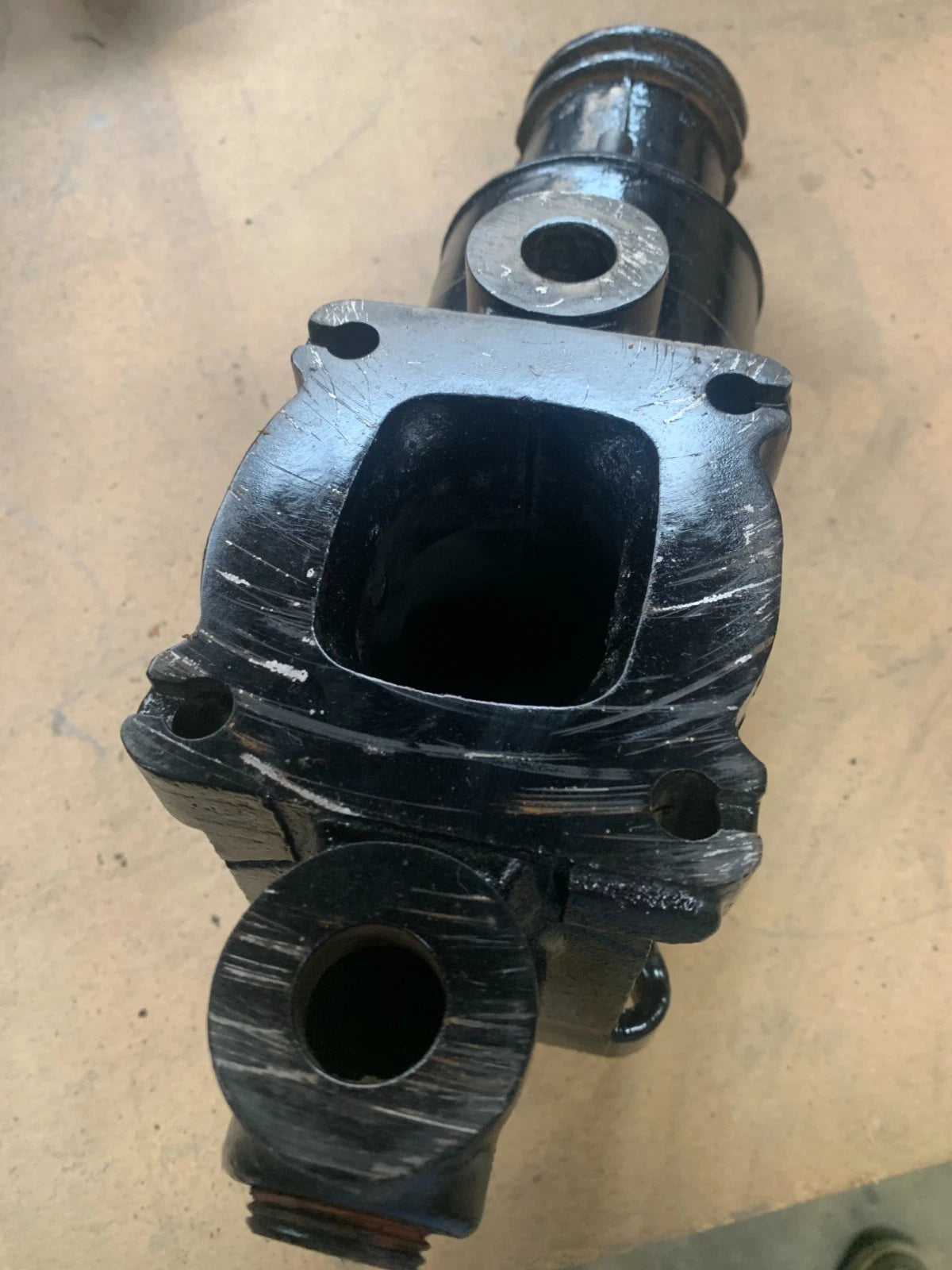 Mercruiser V8 Dry Joint Manifold 8M0185794 for Small Block (USED)