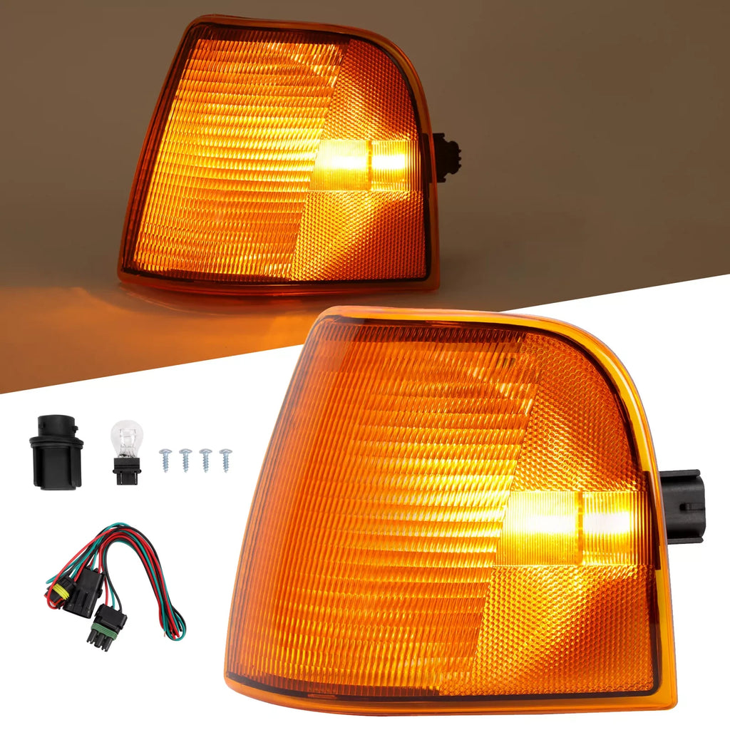 Driver Side Corner Turn Signal Lamp w/Wiring Kit for Peterbilt 375 385 (1996–2008)