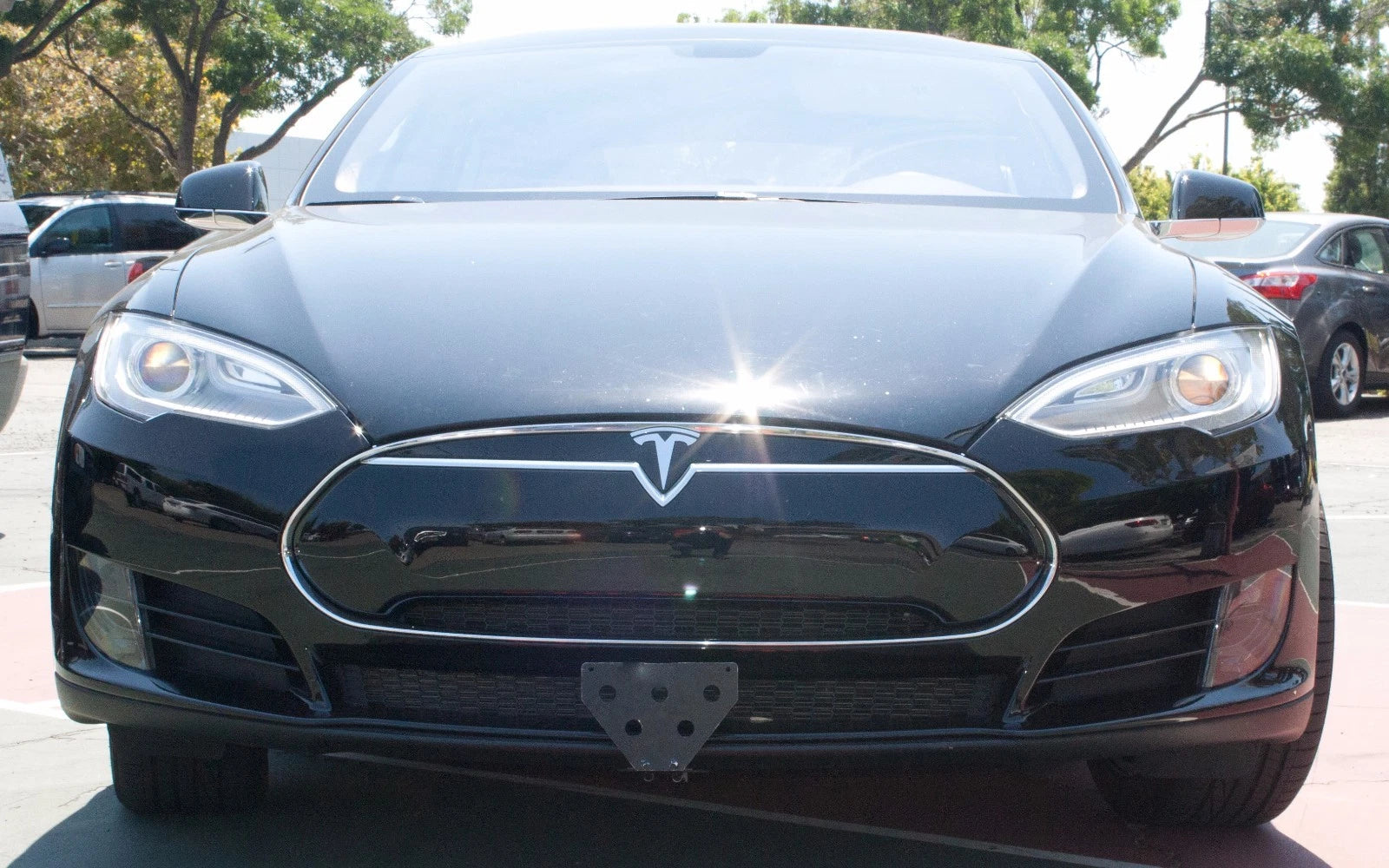 Front License Plate Bracket Replacement for Tesla Model S (2012–2015)