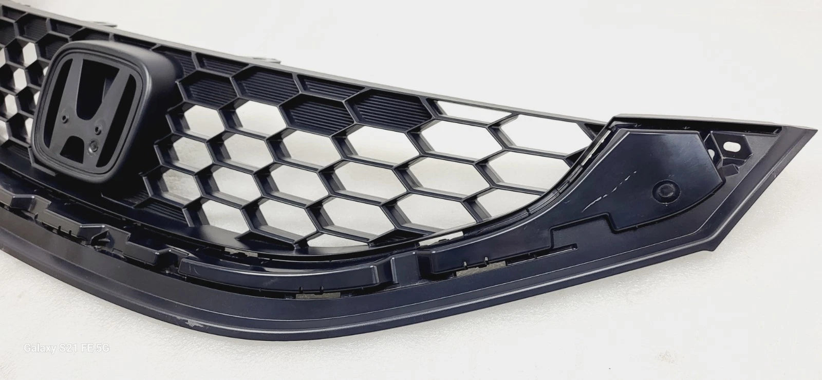 Front Bumper Upper Grille Base for Honda Civic (2013–2015) 71121-TR3-A1