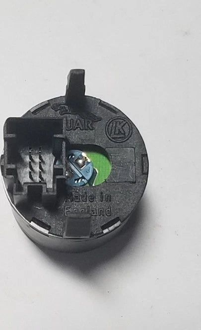 Odometer Trip Mileage Switch Buttons for Jaguar XJ8 VDP (1998–2003) LNC6019AB